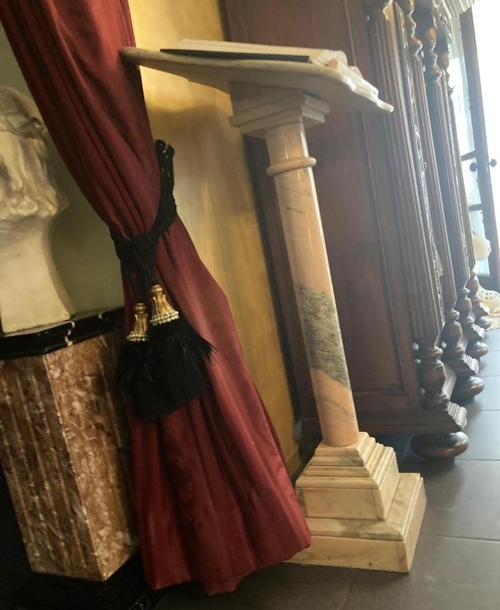 antieke katheder, lessenaar, kansel rose marmer xxl 130cm H, Antiek en Kunst, Antiek | Woonaccessoires, Ophalen