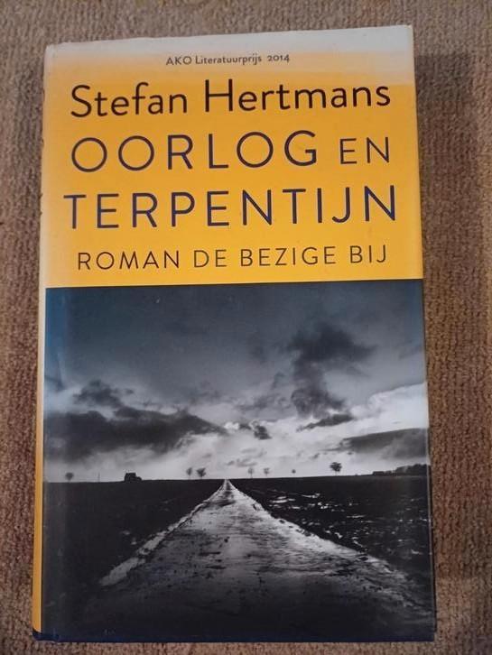 Stefan Hertmans - Oorlog en terpentijn, Boeken, Literatuur, Zo goed als nieuw, Ophalen of Verzenden