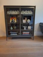 IDÅSEN Vitrinekast met Schuifdeuren, Huis en Inrichting, Ophalen, 50 tot 100 cm, Zo goed als nieuw, 150 tot 200 cm