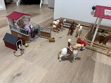 Compleet Paardenspeelgoed Set beschikbaar voor biedingen