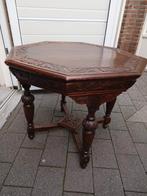 8 hoekige tafel, Ophalen