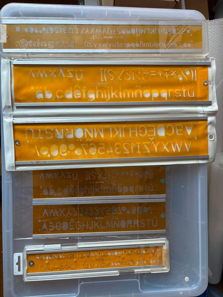 OPRUIMING Rotring tekenmallen deel 7, Hobby en Vrije tijd, Tekenen, Zo goed als nieuw, Overige typen, Ophalen