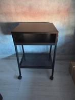 Nachtkastje ikea, Ophalen, Metaal of Aluminium, 55 tot 70 cm, Zo goed als nieuw