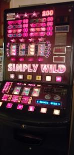 gokkasten.,,,,set van twee Simply Wild gokkasten., Verzamelen, Automaten | Gokkasten en Fruitautomaten, Overige munten, Ophalen of Verzenden