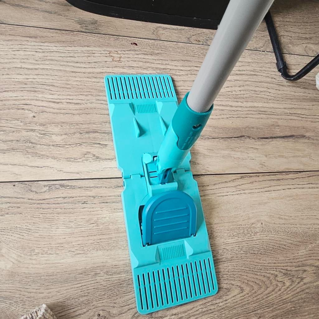 Dweilstok - Leifheit dweilstok met kliksysteem, Huis en Inrichting, Schoonmaakartikelen, Ophalen of Verzenden, Mop of Dweil