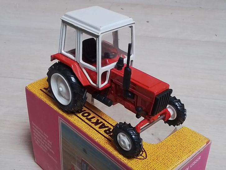 MTz 82 Belarus traktor Traktoroexport made in ussr, Hobby en Vrije tijd, Modelauto's | 1:43, Zo goed als nieuw, Tractor of Landbouw