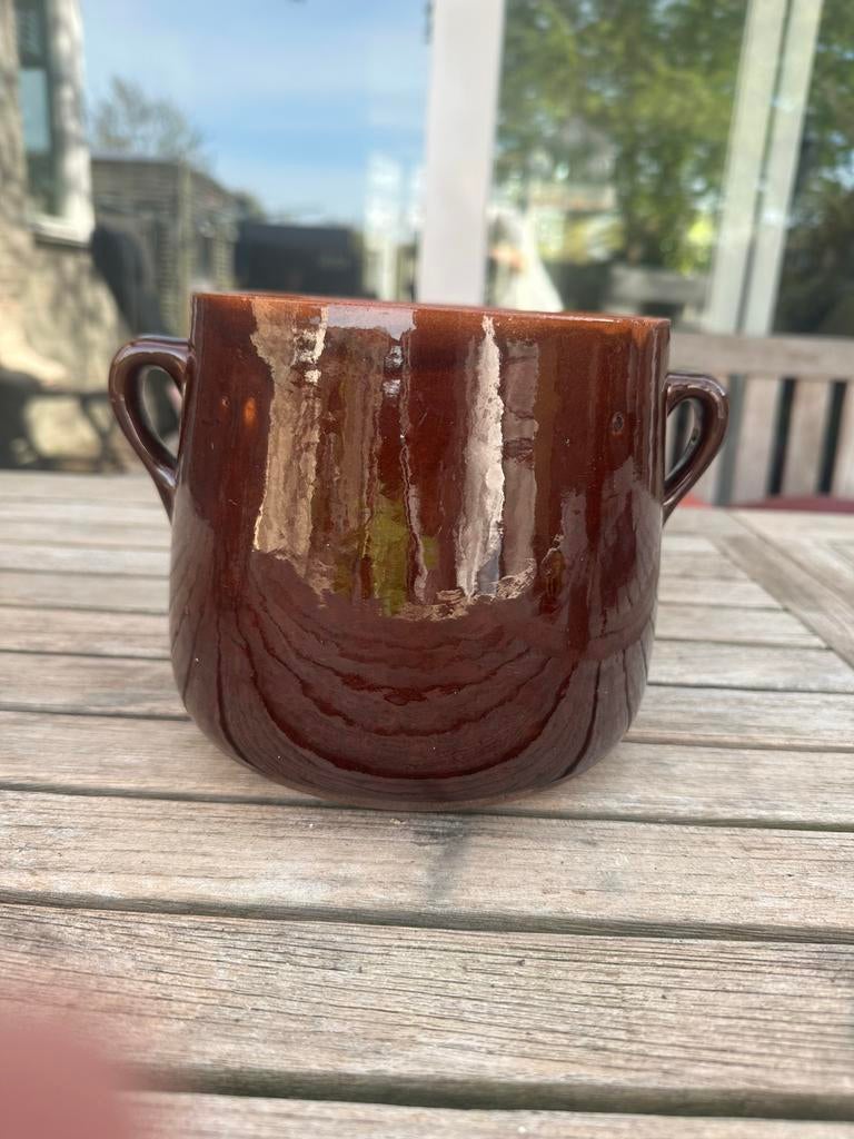 Bruine aardewerken pot met twee oren, Ophalen of Verzenden