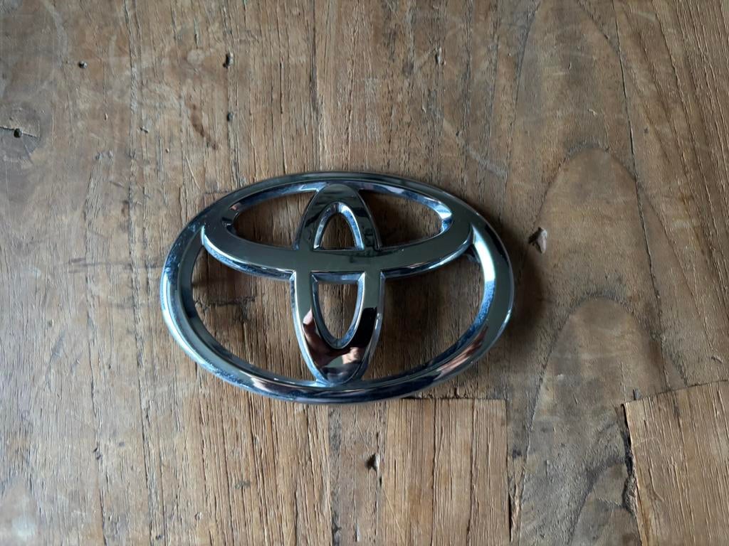 TOYOTA LOGO EMBLEEM, Ophalen of Verzenden