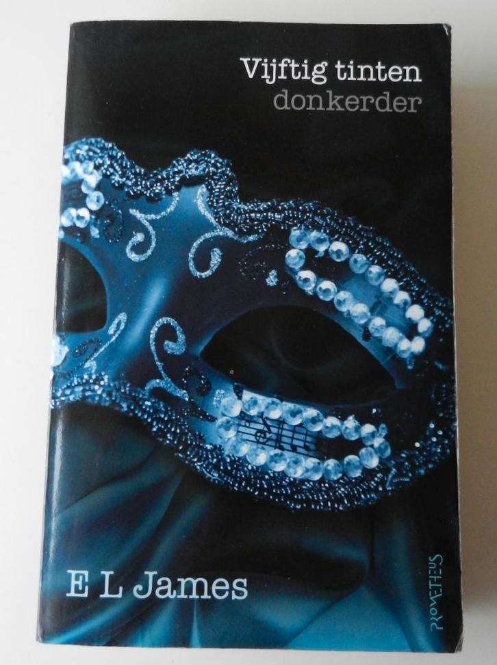 Vijftig Tinten Donkerder - E. L. James, Boeken, Literatuur, Zo goed als nieuw, Nederland, Ophalen of Verzenden