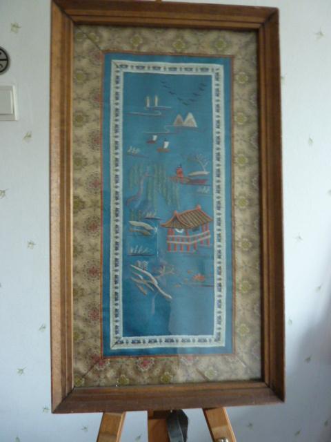2x ingelijst chinees borduurwerk achter glas, vintage, Huis en Inrichting, Woonaccessoires | Wanddecoraties, Gebruikt, Ophalen of Verzenden