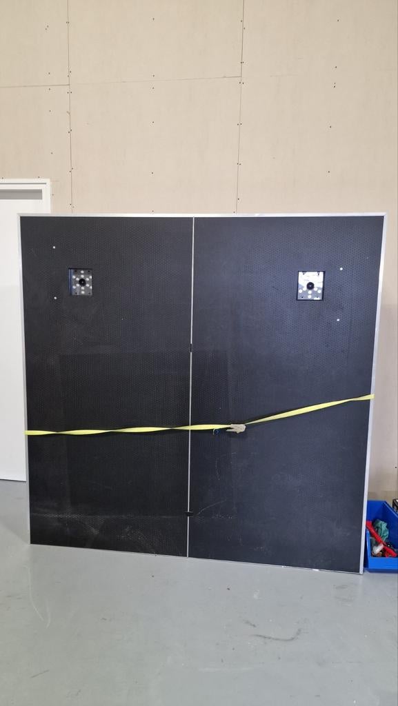 DJ Podium 2x2m met Furyjets & LED Rand - Plug & Play, Ophalen of Verzenden, Gebruikt, Overige typen