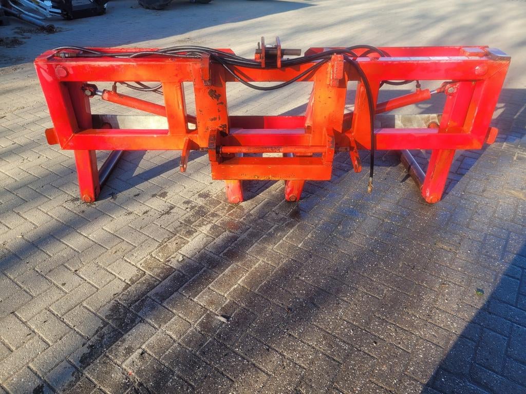 Diverse rondebalenklemmen, Ophalen, Voertechniek