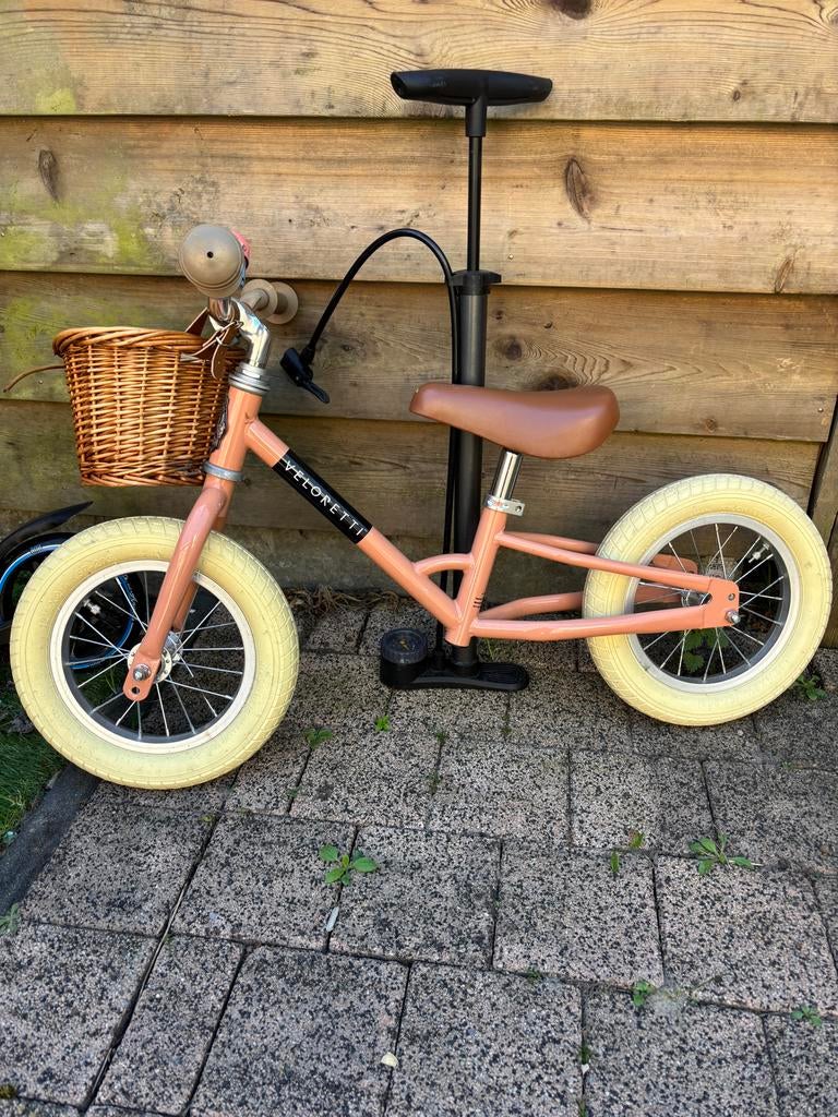 Veloretti loopfiets met mandje, Fietsen en Brommers, Fietsen | Kinderfietsjes, Ophalen of Verzenden, Gebruikt, Minder dan 16 inch