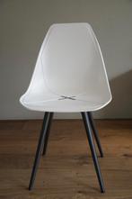 2x Alma Design X-stoel, Ophalen, Twee, Wit, Zo goed als nieuw