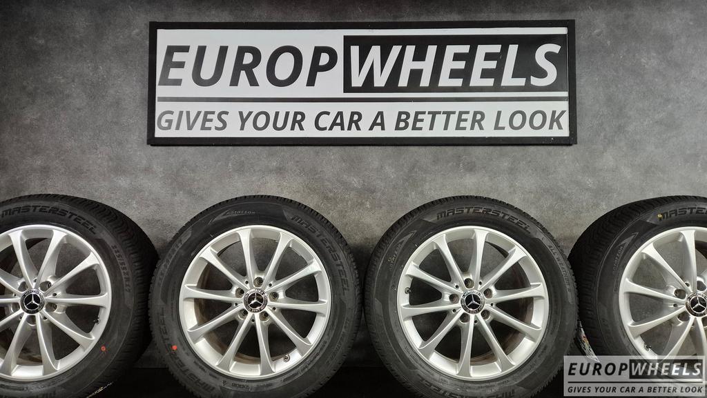 17 inch Mercedes Vito V klasse W447 Winterbanden W639 225 55, Auto-onderdelen, Banden en Velgen, Gebruikt, -, -, Banden en Velgen