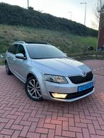 Skoda Octavia 1.6 TDI 81KW Comdi DSG 2015 Grijs, Auto's, Skoda, 4 cilinders, Origineel Nederlands, 26 km/l, Particulier