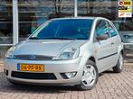 Ford Fiesta 1.4-16V Ghia | Nieuwe distributieriem en groot o, Voorwielaandrijving, 4 cilinders, Origineel Nederlands, Handgeschakeld