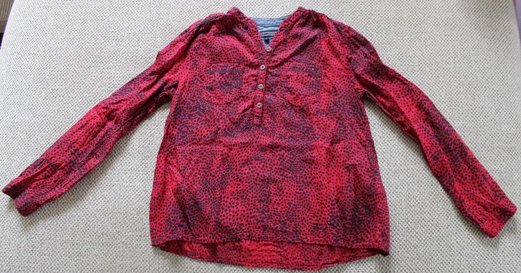 Blouse van Tommy Hilfiger 128, Kinderen en Baby's, Kinderkleding | Maat 128, Meisje, Overhemd of Blouse, Ophalen of Verzenden