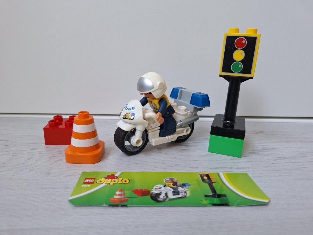 DUPLO 5679 Politiemotor, Ophalen of Verzenden, Gebruikt, Complete set, Duplo