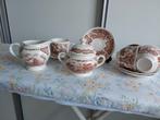 4 kop en schotels + melkkan en suikerpot van Meakin, Ophalen of Verzenden, Zo goed als nieuw, Overige stijlen, Kop(pen) en/of Schotel(s)
