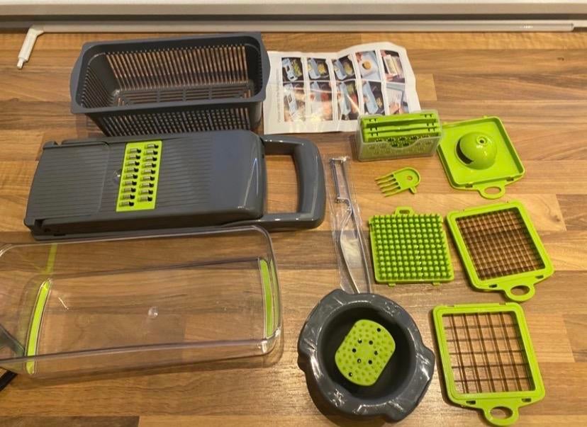 Multifunctionele Groentesnijder - Zo goed als nieuw, Groen, Kunststof, Nieuw, Ophalen of Verzenden