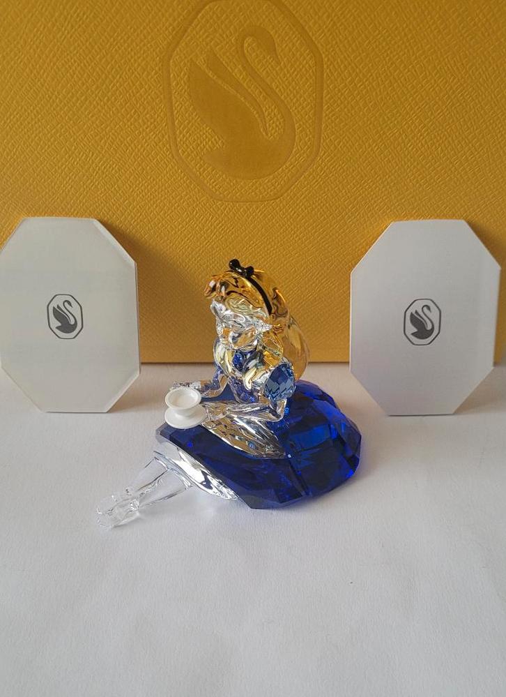Swarovski Disney Alice Lim-Ed Alice in Wonderland Serie, Verzamelen, Swarovski, Nieuw, Figuurtje, Verzenden