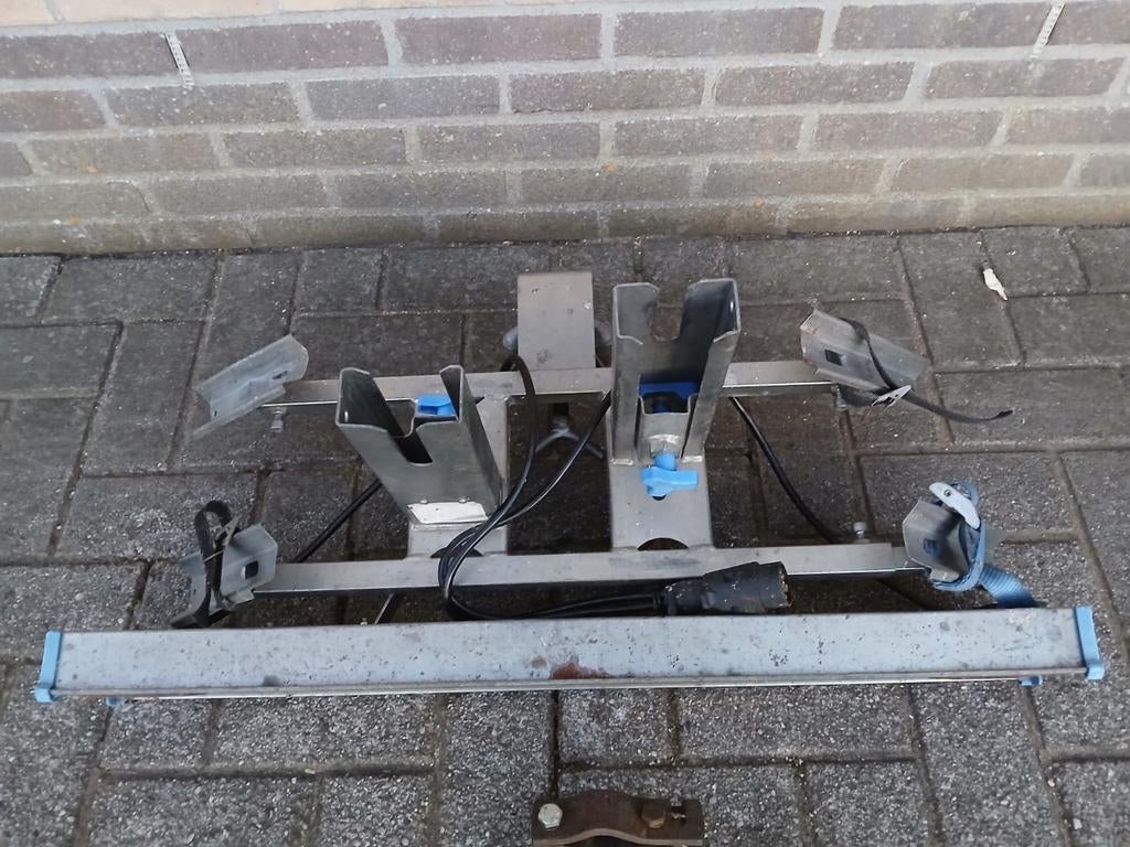Twinnylaod fietsdrager., Ophalen, Gebruikt, Trekhaakdrager