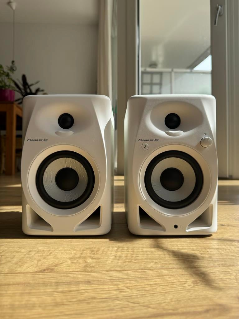 Pioneer DM-40D-BT actieve Bluetooth studiomonitoren, Zo goed als nieuw, Minder dan 60 watt, Front, Rear of Stereo speakers, Ophalen