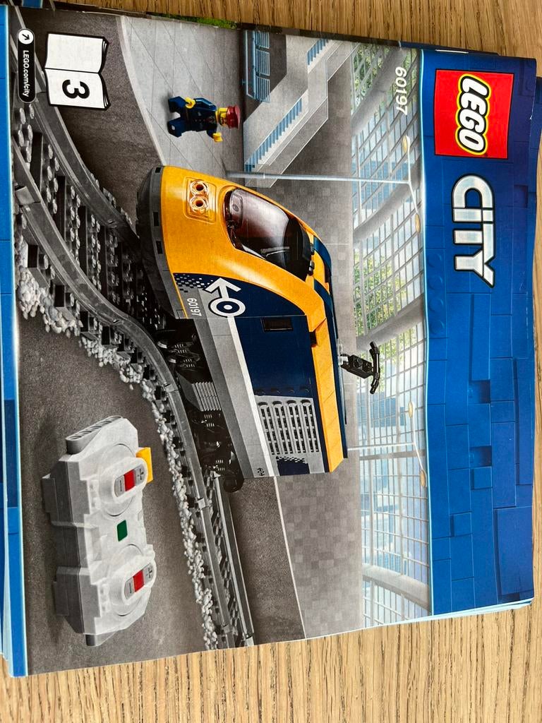 Lego city trein 60197 met extra rails, Ophalen, Zo goed als nieuw