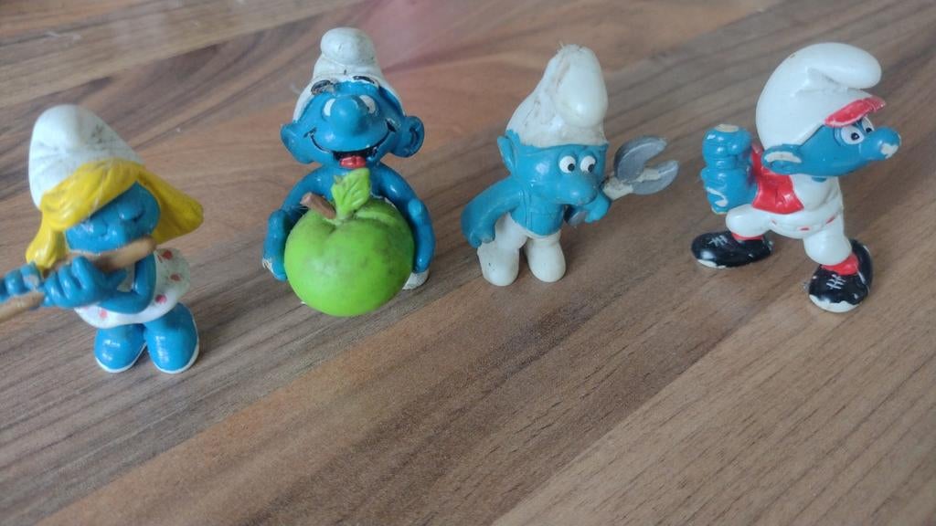 Vier Smurfen beeldjes, Ophalen of Verzenden