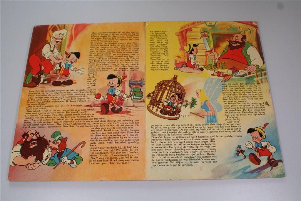 Walt Disney's Pinocchio — [1951] — Vintage prentenboek, Boeken, Ophalen of Verzenden, Gelezen