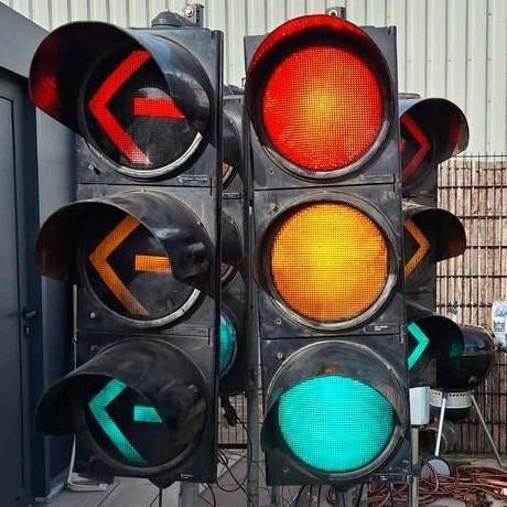 Set van 4 verkeerslichten inclusief 42 volt trafo, Hobby en Vrije tijd, Ophalen, Gebruikt