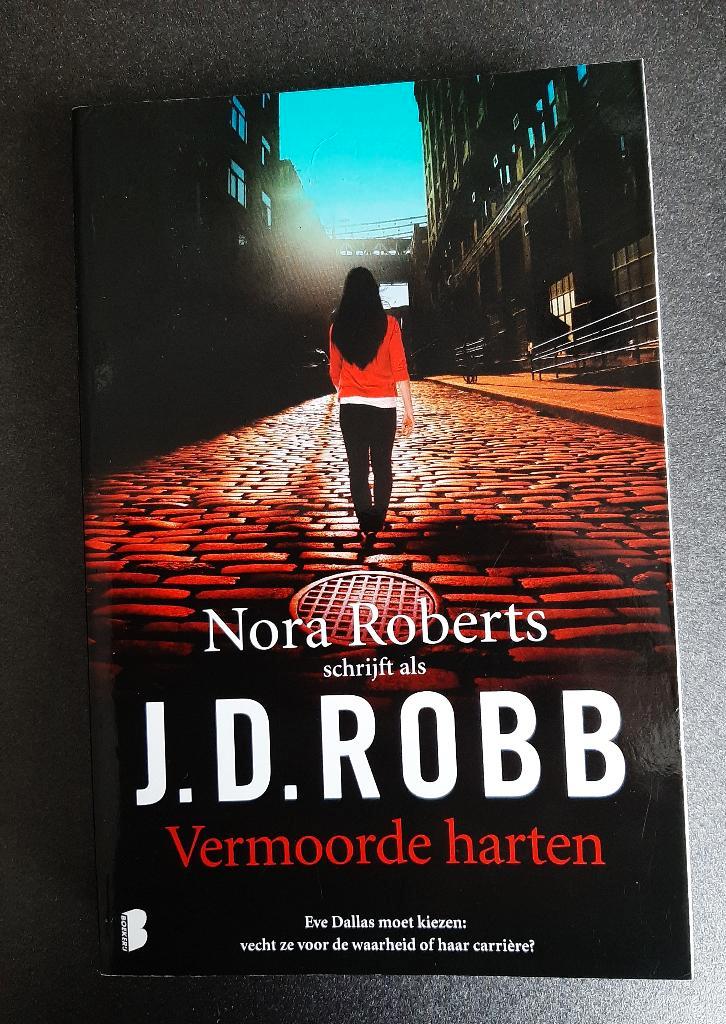 J.D. Robb (Nora Roberts) - Vermoorde harten, Boeken, Thrillers, Gelezen, Amerika, Ophalen of Verzenden