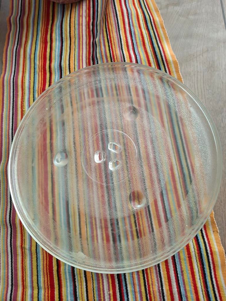 Glazen draaiplateau voor magnetron (2x) doe een bod!!, Witgoed en Apparatuur, Magnetrons, Ophalen of Verzenden, Draaiplateau