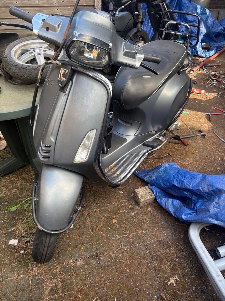 Vespa Sprint 2017 (Blauw kenteken), Ophalen of Verzenden, Zo goed als nieuw, Benzine, Vespa