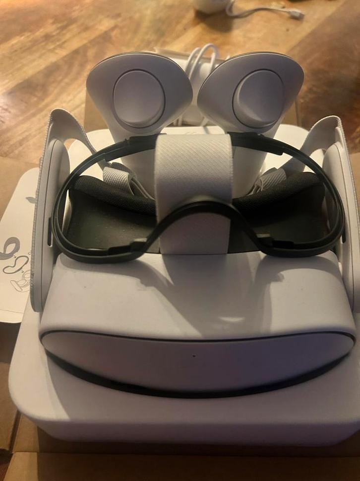 Meta Quest 3S 128 GB VR-bril, Spelcomputers en Games, Virtual Reality, Zo goed als nieuw, Overige platformen, VR-bril, Ophalen