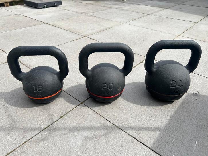 Domyos Kettlebell set 16kg / 20kg / 24kg, Sport en Fitness, Fitnessmaterialen, Gebruikt, Kettlebell, Ophalen