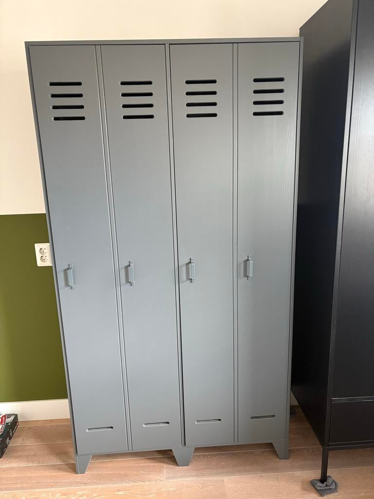 WOOOD Stijn kast (Karwei) -, Ophalen, Gebruikt