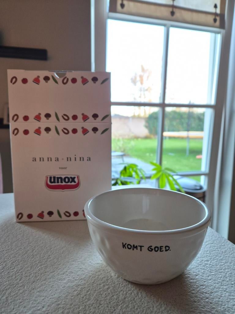 Anna + Nina voor Unox kom 'Komt Goed', Porselein of Keramiek, Schaal, Rond, Nieuw