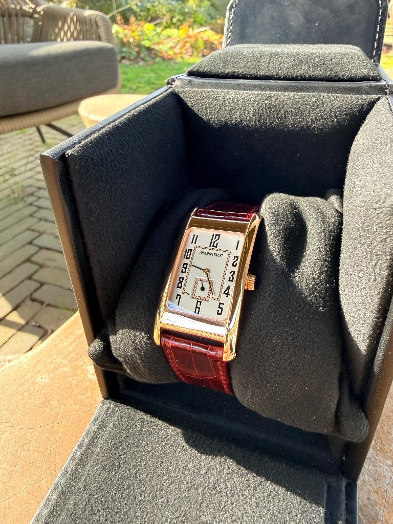 Audemars Piguet Edward Piguet, Leer, Polshorloge, Zo goed als nieuw, Goud