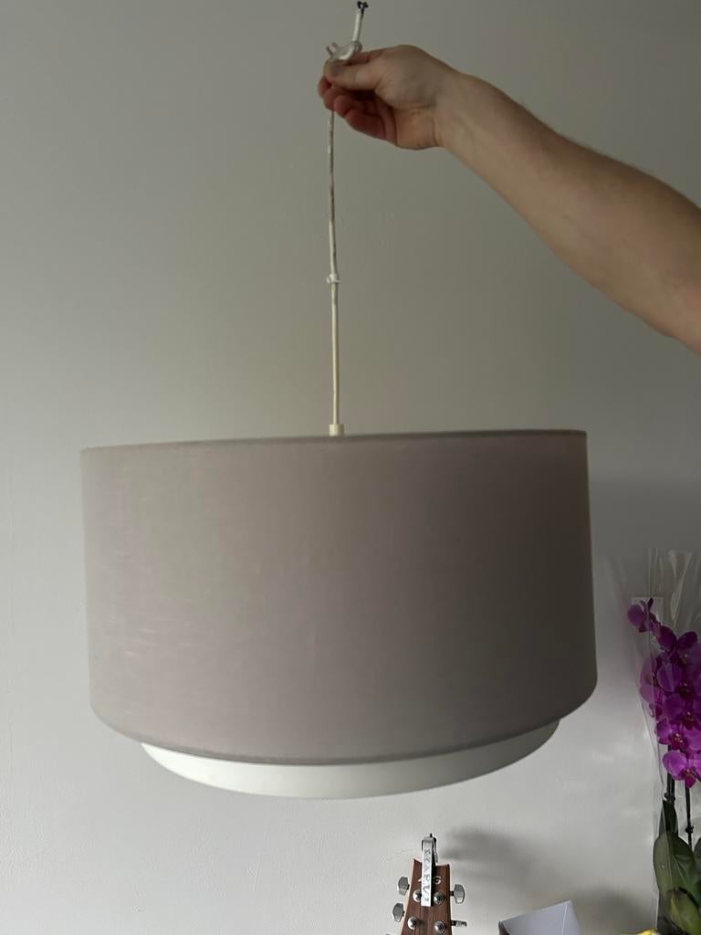Plafond hanglamp lichtgrijs/crèmekleurig met diffuser, Huis en Inrichting, Ophalen of Verzenden, Gebruikt, Stof, Minder dan 50 cm