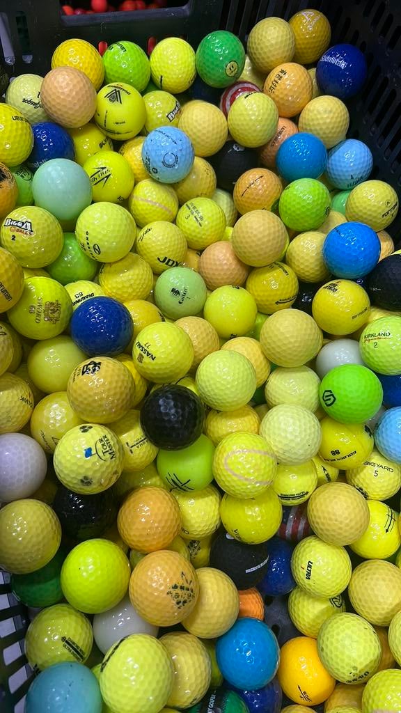 100 Stuks Gekleurde Golfballen, Sport en Fitness, Golf, Ophalen of Verzenden, Zo goed als nieuw, Bal(len)