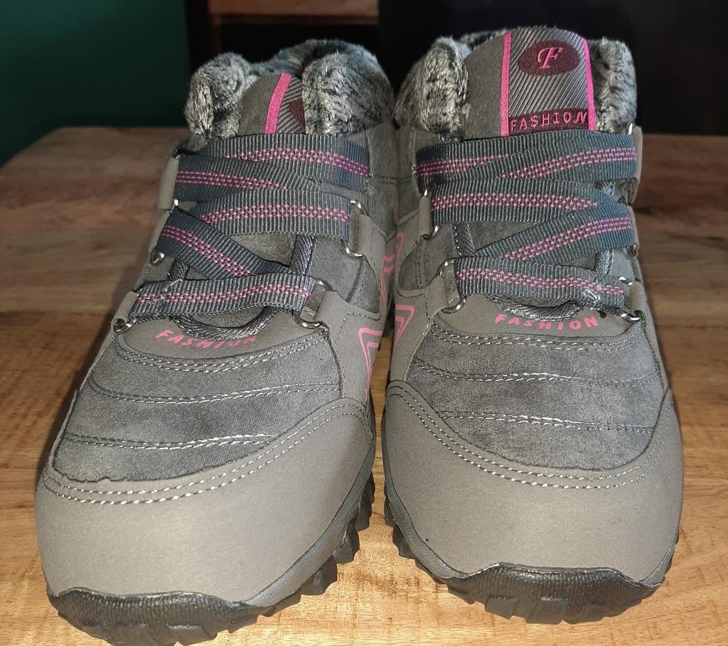 Nieuwe schoenen maat 40, Kleding | Dames, Schoenen, Verzenden, Nieuw, Grijs, Overige typen