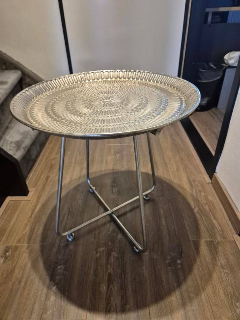 Marokkaanse bijzettafel met dienblad - Hoogte 54cm, 45 tot 60 cm, Gebruikt, Metaal of Aluminium, Marokkaans