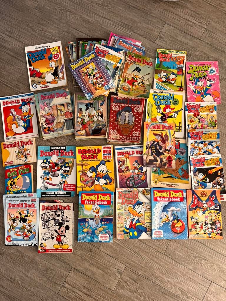 Donald duck stripboeken, Ophalen, Donald Duck, Zo goed als nieuw, Beeldje of Figuurtje