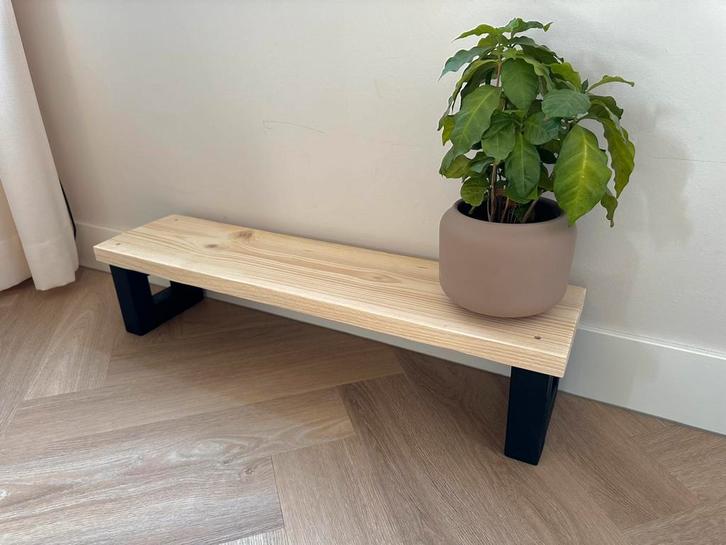 Nieuw houten vensterbank bankje met houten poten 80x20x18, Huis en Inrichting, Krukjes, Nieuw, Hout, Ophalen of Verzenden
