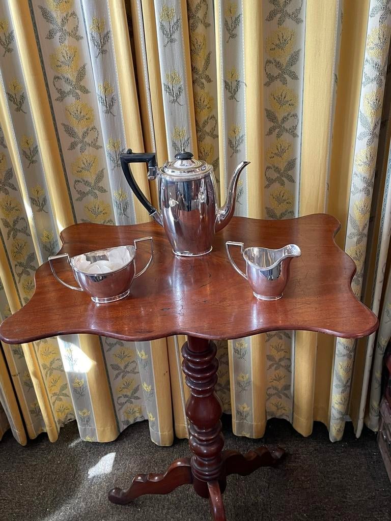 Mahoniehouten bijzettafel / wijntafel, Ophalen