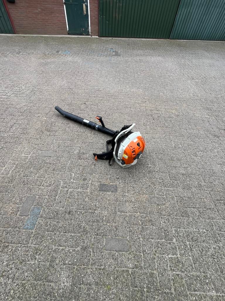 Stihl BR600, Tuin en Terras, Bladblazers, Ophalen, Gebruikt, Benzine, Ruggedragen