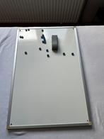 Whiteboard 60cm x 90cm, Ophalen, Zo goed als nieuw, Magneetbord