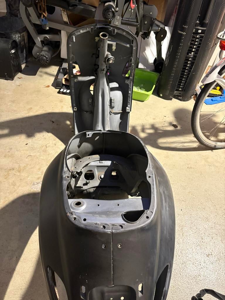 Vespa Sprint frame, Ophalen, Gebruikt, Frame, Vespa